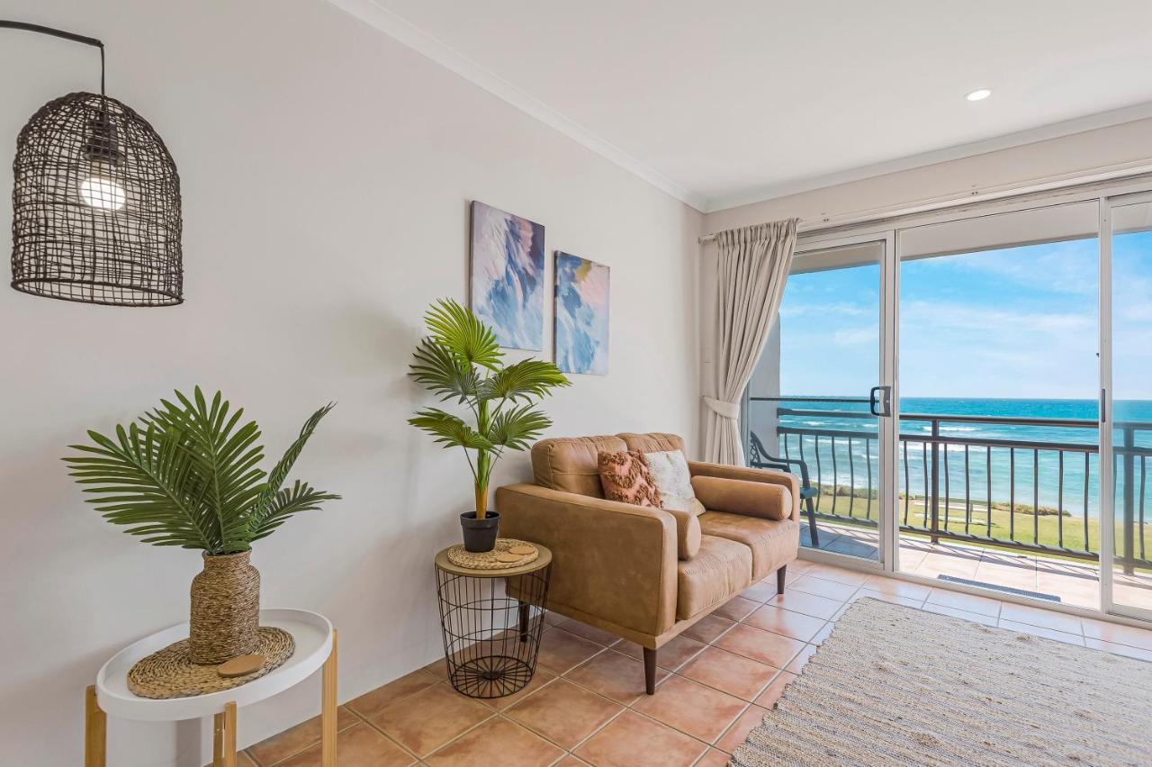 10T Beachfront Apartments Lennox Head Exterior foto